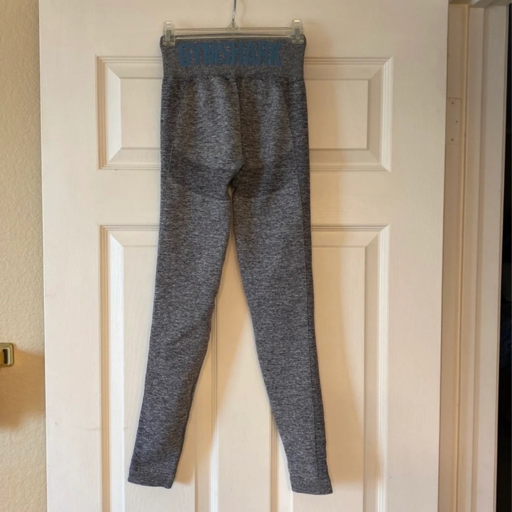 NWOT Gymshark leggings XS